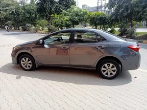 Toyota Corolla Altis Automatic 1.6 2016 for Sale