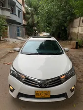 Toyota Corolla Altis Grande CVT-i 1.8 2015 for Sale