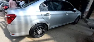 Toyota Corolla Axio Hybrid 1.5 2015 for Sale