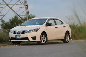 Toyota Corolla GLi 1.3 VVTi 2015 for Sale