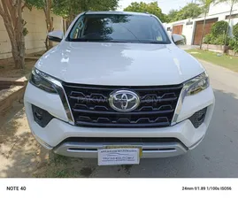 Toyota Fortuner 2.7 V 2021 for Sale