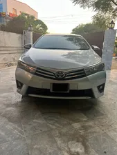 Toyota Corolla Altis Grande CVT-i 1.8 2015 for Sale