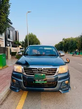 Toyota Hilux D-4D Automatic 2012 for Sale