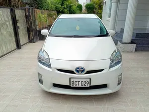 Toyota Prius S LED Edition 1.8 2011 for Sale