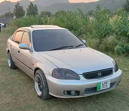 Honda Civic VTi Oriel 1.6 2000 for Sale