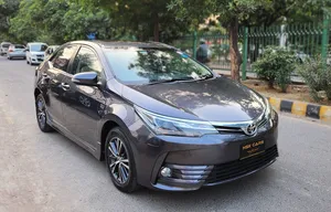 Toyota Corolla Altis Grande CVT-i 1.8 2018 for Sale