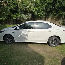 Toyota Corolla Altis Grande X CVT-i 1.8 Beige Interior 2021 for Sale