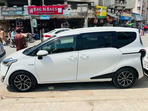 Toyota Sienta G 2016 for Sale