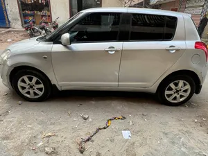 Suzuki Swift DLX 1.3 2012 for Sale