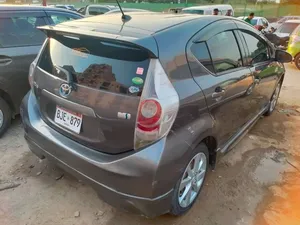 Toyota Aqua 2013 for Sale