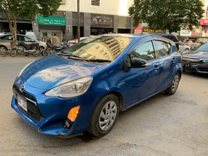 Toyota Aqua 2015 for Sale