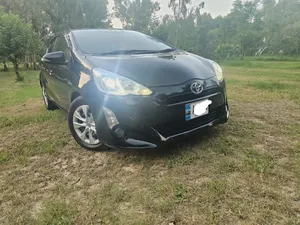 Toyota Aqua S 2016 for Sale