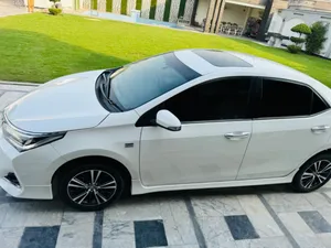 Toyota Corolla Altis Grande X CVT-i 1.8 Beige Interior 2022 for Sale