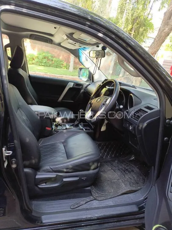 Toyota Prado 2016 for Sale in Karachi Toyota Prado 2016 for Sale in Karachi Image-10