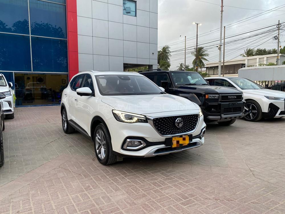 Make: MG HS
Model: 2021
Mileage: 23,000 km
Reg year: 2021