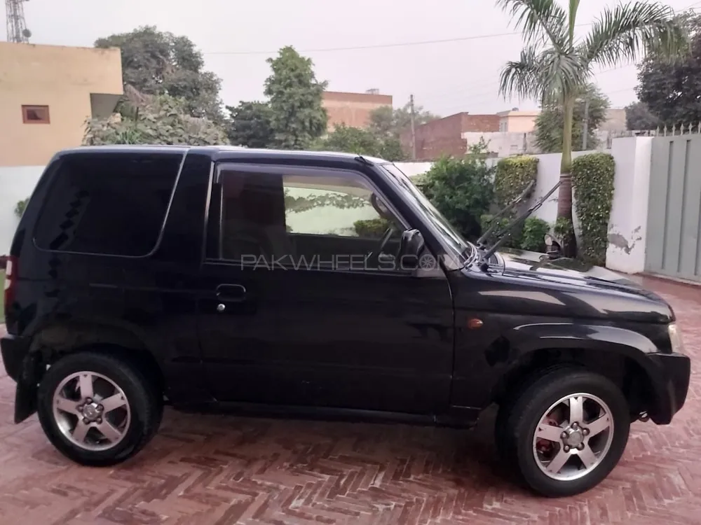 Mitsubishi Pajero Mini 2012 for Sale in Lahore Image-1