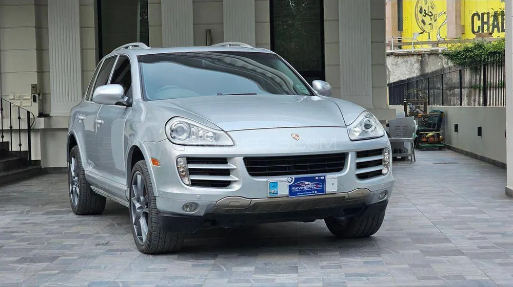 Porsche Cayenne 2004 for Sale in Lahore Image-1