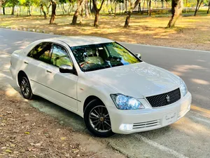 Toyota Crown Royal Saloon G 2004 for Sale