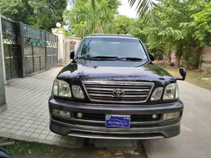 Toyota Land Cruiser Cygnus 2001 for Sale