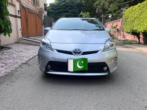 Toyota Prius G Touring Selection 1.8 2015 for Sale