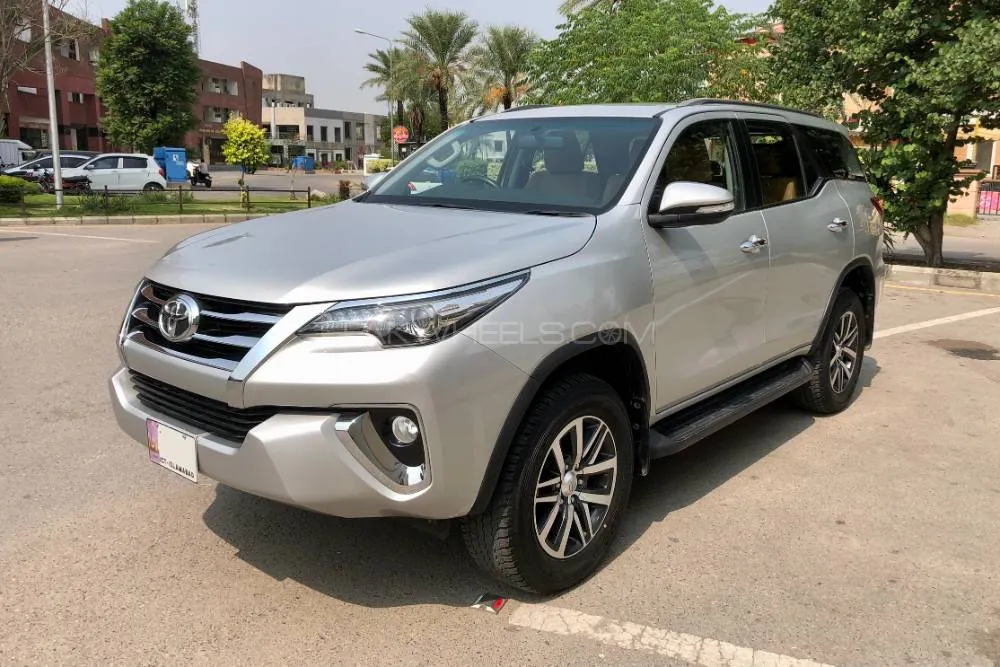 Toyota Fortuner 2017 for Sale in Islamabad Image-1