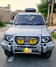 Mitsubishi Pajero Exceed 3.5 1992 for Sale