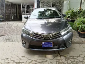 Toyota Corolla Altis Grande CVT-i 1.8 2017 for Sale