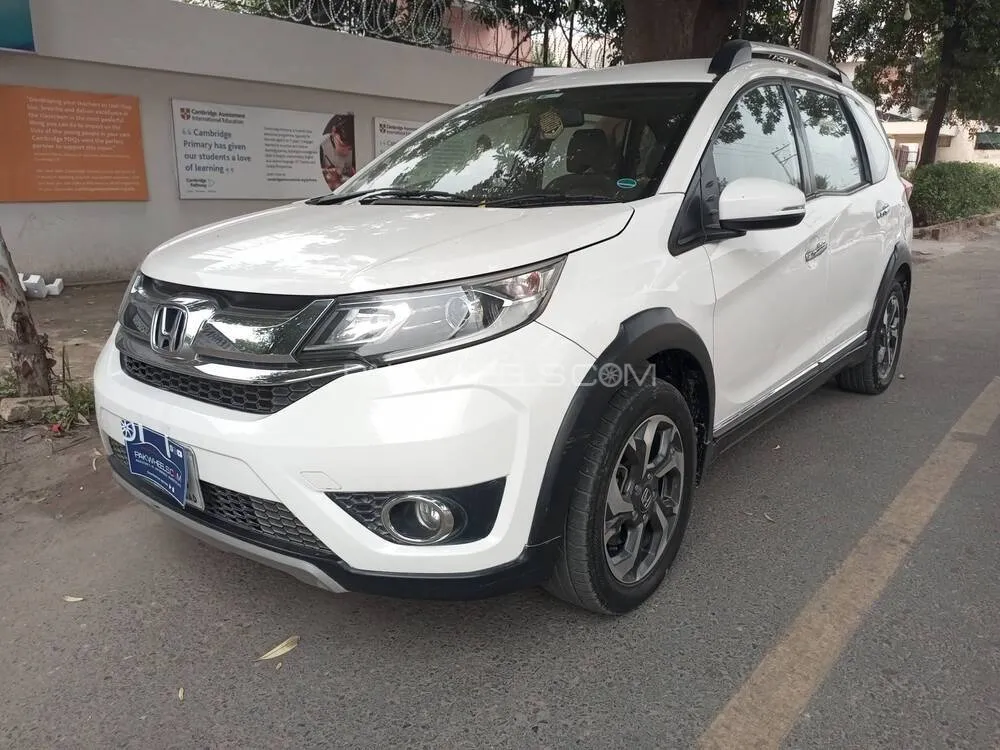 Honda BR-V 2019 for Sale in Faisalabad Honda BR-V 2019 for Sale in Faisalabad Image-3
