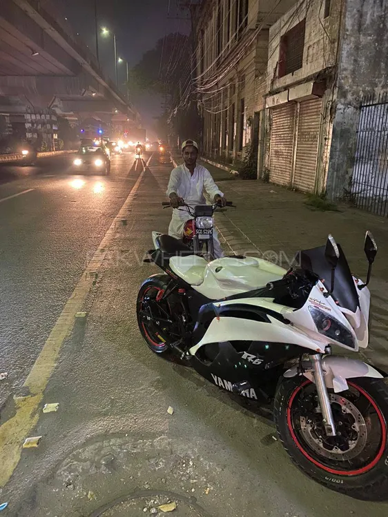 Yamaha YZF-R6 2012 for Sale Image-1