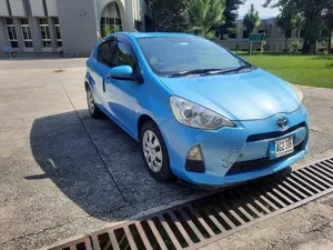 Toyota Aqua S 2014 for Sale