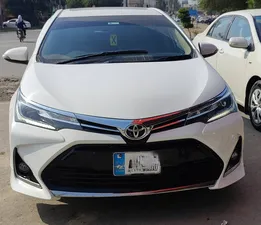 Toyota Corolla Altis Grande CVT-i 1.8 2017 for Sale