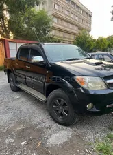 Toyota Hilux D-4D Automatic 2007 for Sale