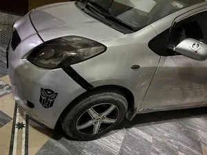 Toyota Vitz F 1.0 2005 for Sale