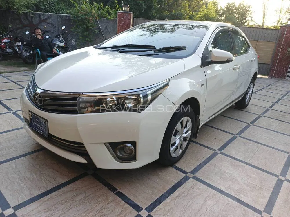 Toyota Corolla 2015 for Sale in Lahore Toyota Corolla 2015 for Sale in Lahore Image-24