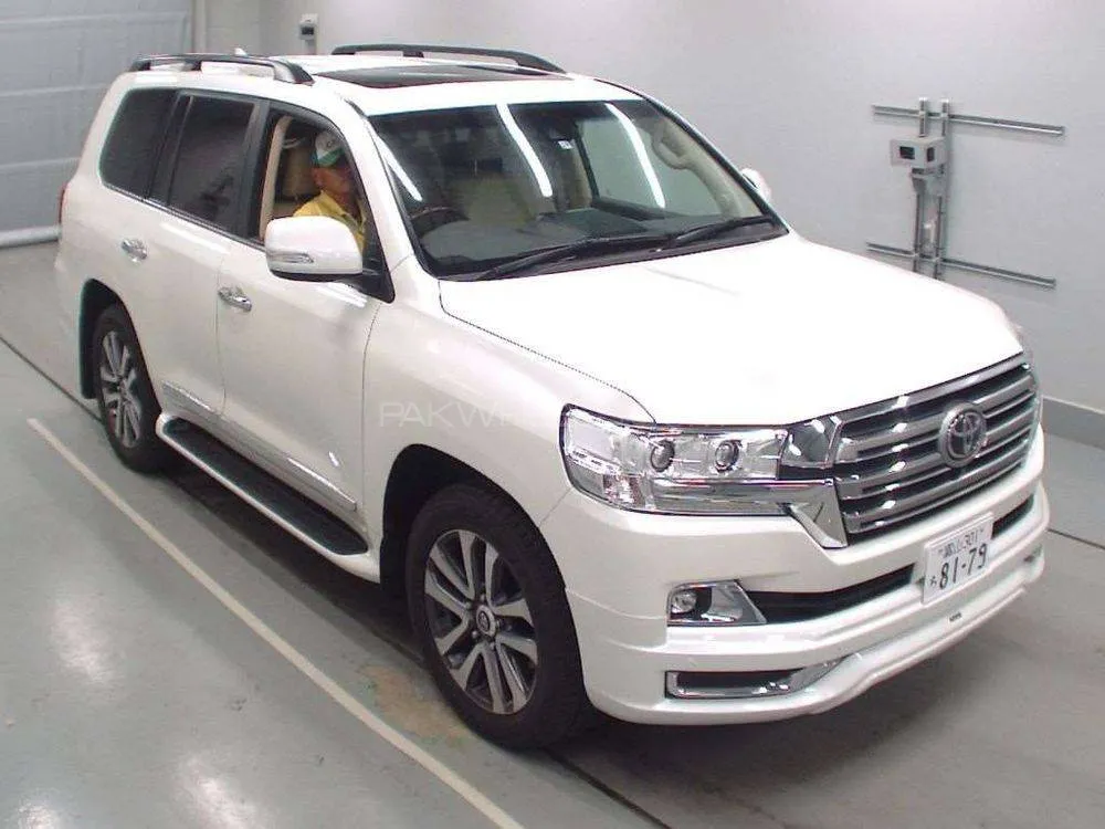 Toyota Land Cruiser 2015 for Sale in Karachi Toyota Land Cruiser 2015 for Sale in Karachi Image-7