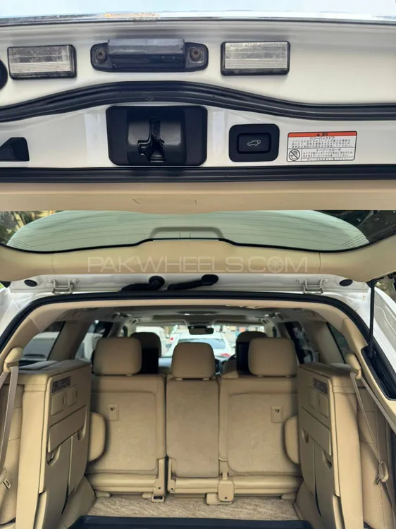 Toyota Land Cruiser 2015 for Sale in Karachi Toyota Land Cruiser 2015 for Sale in Karachi Image-14