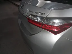 Toyota Corolla Altis Automatic 1.6 2017 for Sale