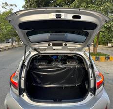 TOYOTA AQUA L PACKAGE NEW SHAPE (1500cc)
Model 2017 || Registered 2021 end
Silver Color
Bumper To Bumper Original 100% Guaranteed 
4 Grade Auction Sheet 
15,000km Import Mileage 
63,000 Current Mileage
Key Start 
Climate control A/c
Multi Steering
TV back camera
New Rims & Tires Installed 
100% BATTERY AND ABS  
Radar 
Interior is as crispy as new 
1st Owner 
Still Smells Like New 
Extremely good condition 
Just like a brand new car
EXCHANGE POSSIBLE WITH ANY CAR