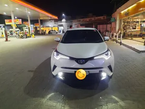 Toyota C-HR G-LED 2017 for Sale