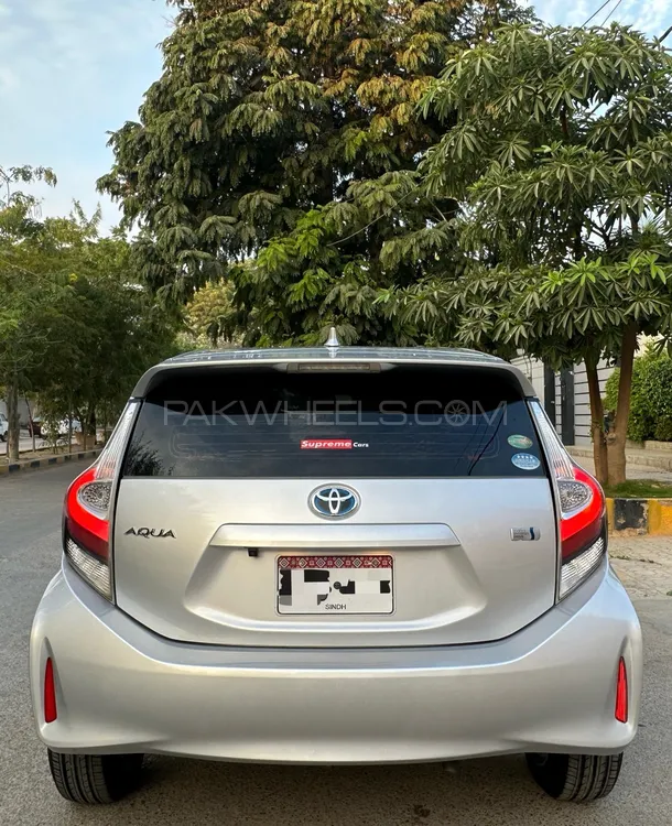 Toyota Aqua 2017 for Sale in Karachi Image-1