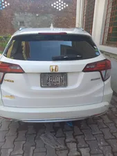 Honda Vezel Hybrid Z 2014 for Sale