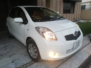 Toyota Vitz iLL 1.3 2006 for Sale