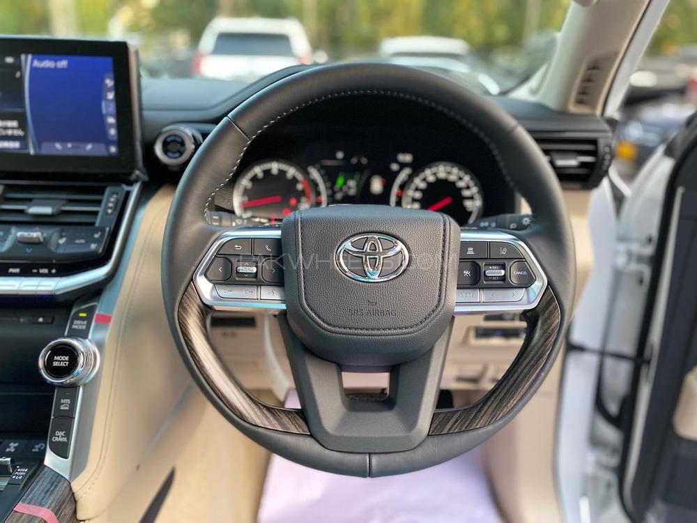 Toyota Land Cruiser ZX LC300 
3.5L Twin Turbo Petrol
Model: 2023
Zero Meter 
Unregistered 
Fresh Import 

*Heads up Display
*Fingerprint Start
*Rear Entertainment 
*Cool Box
*Beige Room 
*7 Seater 
*Back Autodoor 
*JBL Sound System

Calling and Visiting Hours

Monday to Saturday

11:00 AM to 7:00 PM