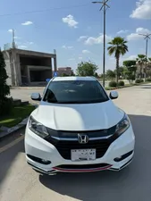 Honda Vezel Hybrid Z 2015 for Sale