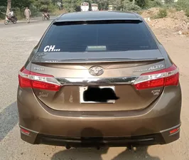 Toyota Corolla Altis Grande CVT-i 1.8 2015 for Sale