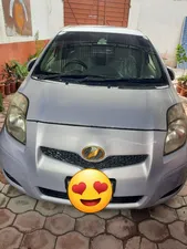 Toyota Vitz F 1.0 2010 for Sale