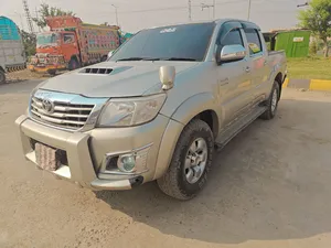 Toyota Hilux D-4D Automatic 2006 for Sale