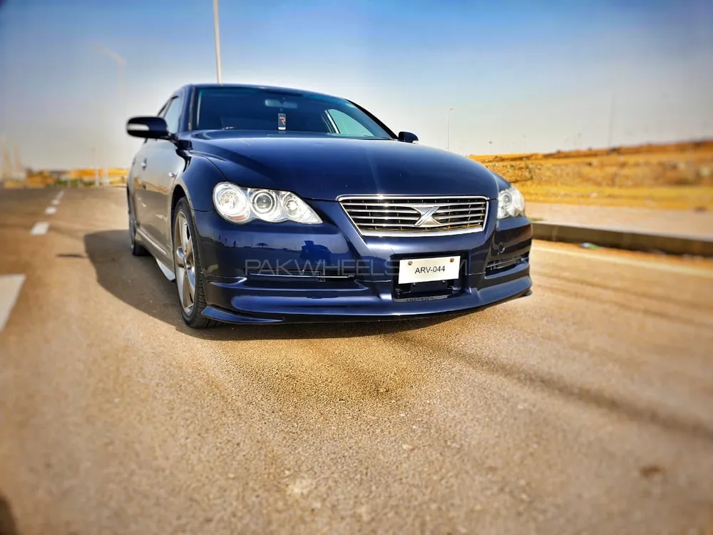 Toyota Mark X 2005 for Sale in Karachi Image-1