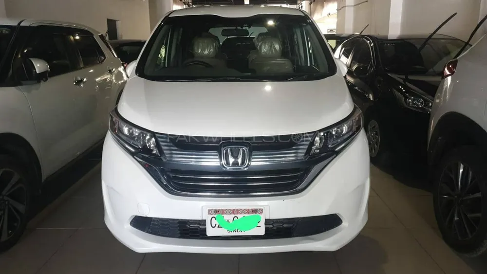 Honda Freed 2016 for Sale in Karachi Image-1