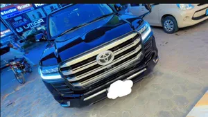 Toyota Land Cruiser AX G Selection 2013 for Sale